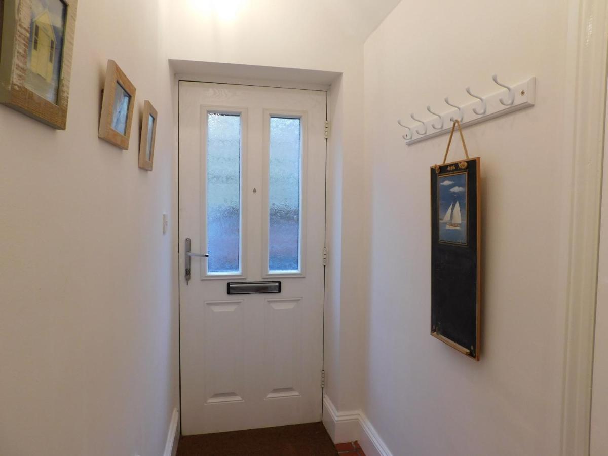 Salty Towers Villa Sheringham Esterno foto
