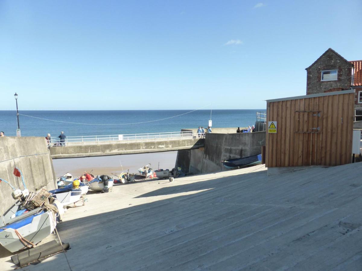 Salty Towers Villa Sheringham Esterno foto