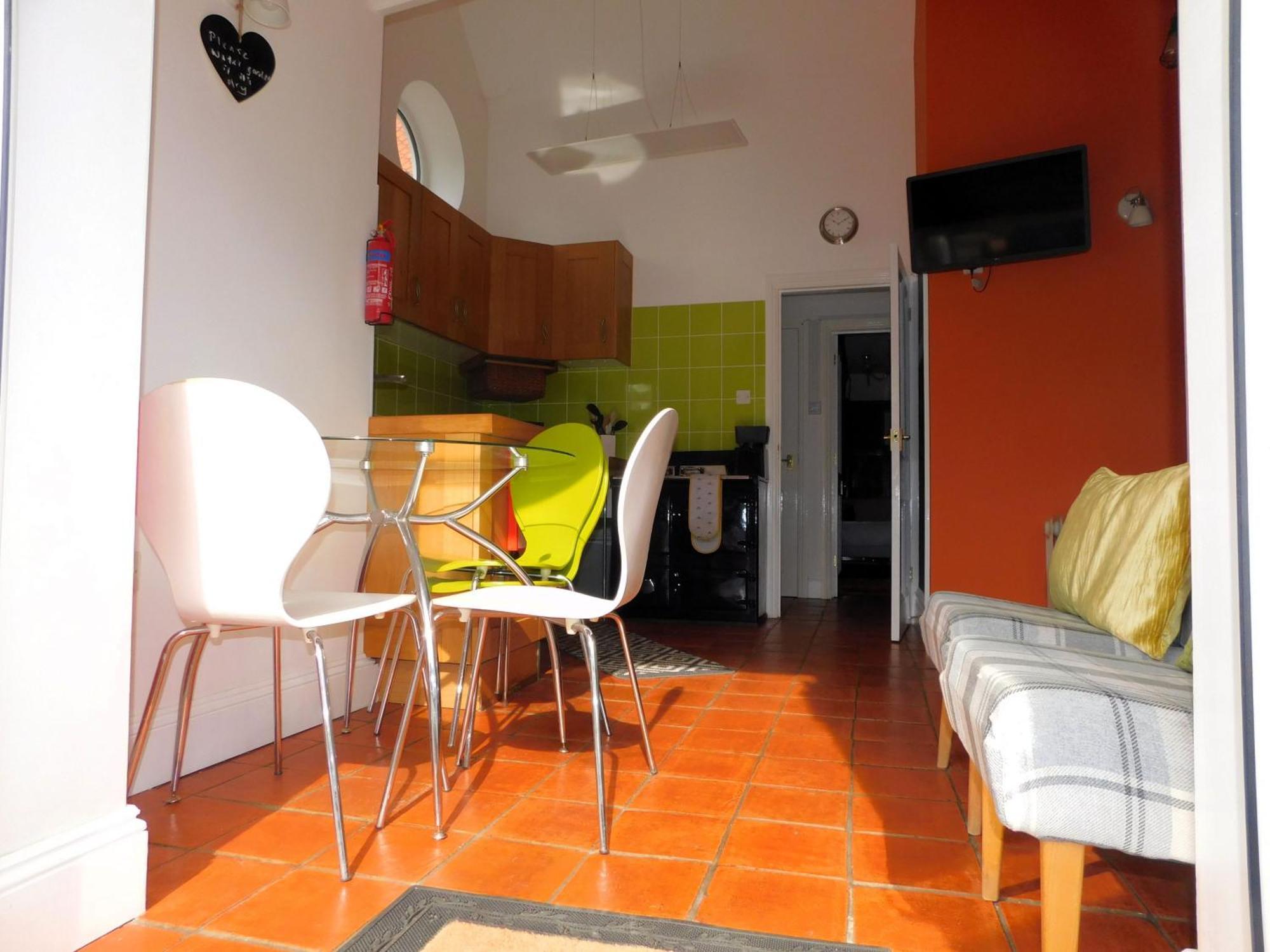 Salty Towers Villa Sheringham Esterno foto