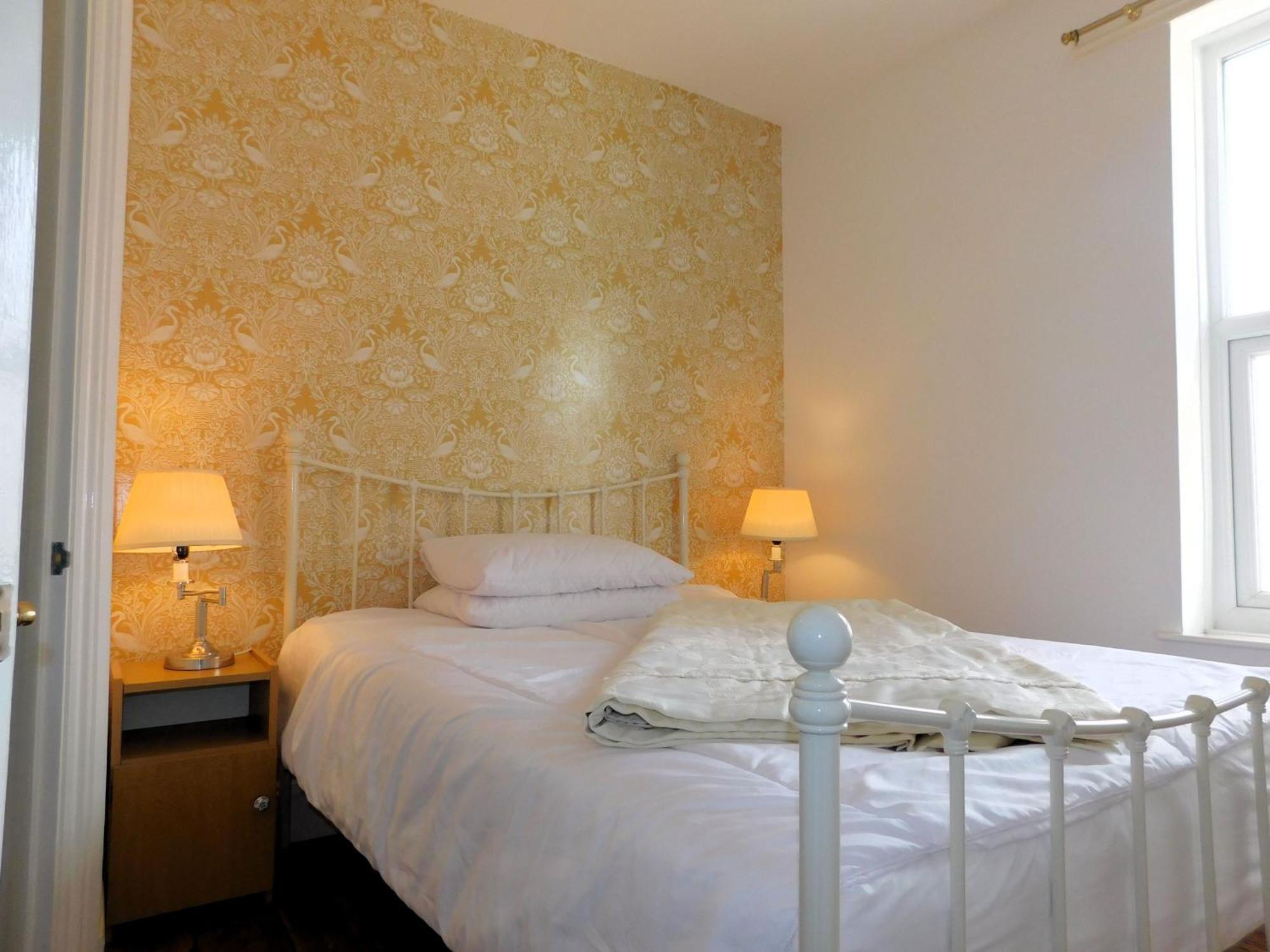 Salty Towers Villa Sheringham Esterno foto